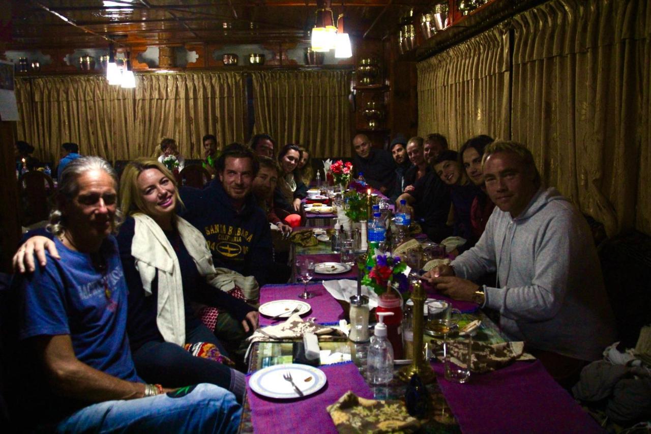 Panorama Lodge And Restaurant Namche Bazar Екстер'єр фото