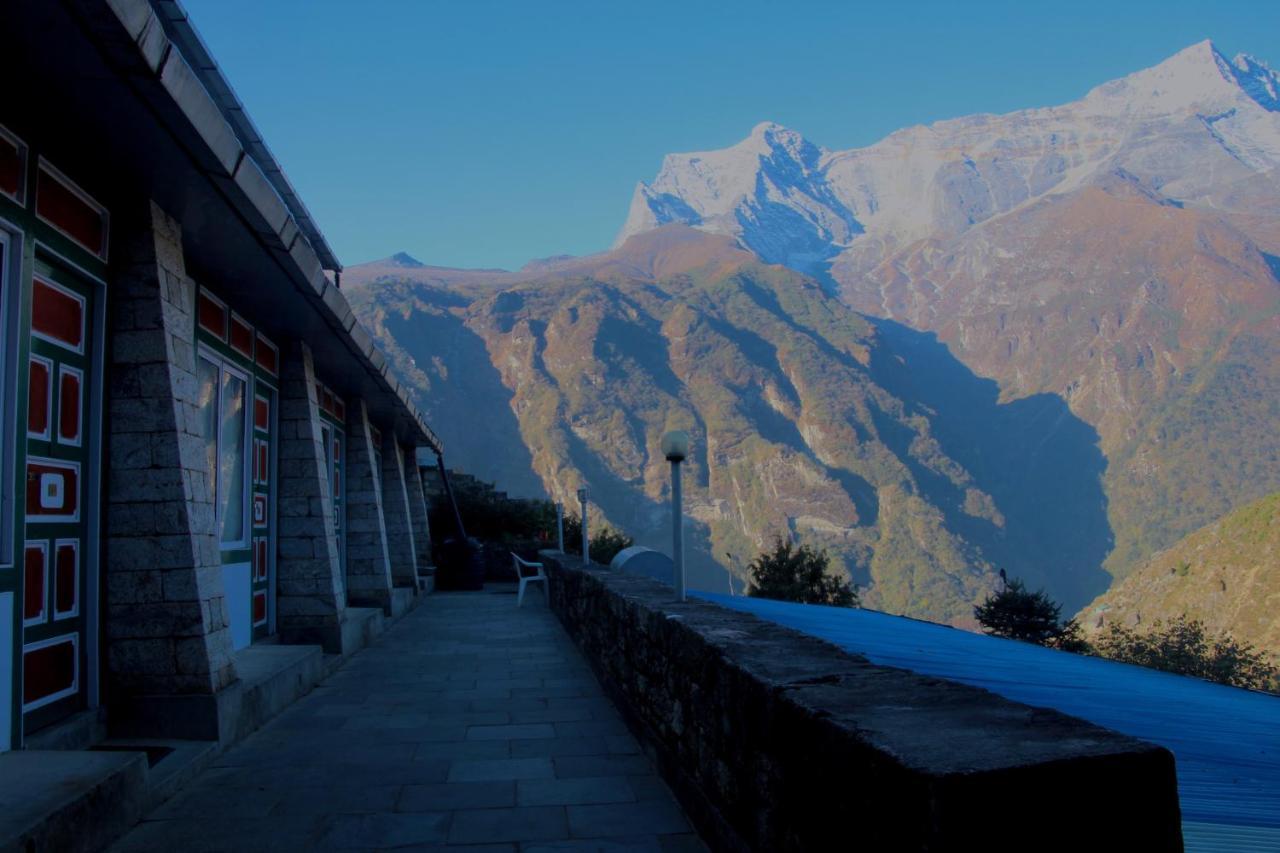Panorama Lodge And Restaurant Namche Bazar Екстер'єр фото